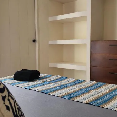 Kin House Downtown Apartment *