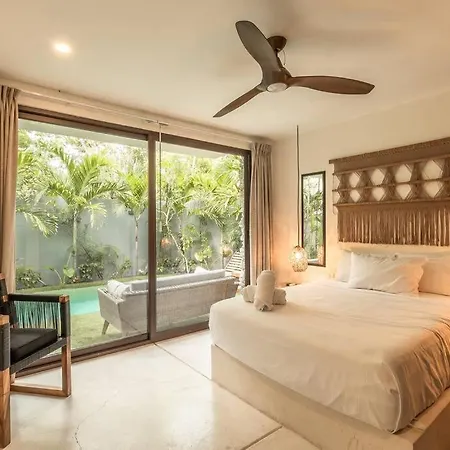 Casa De Flores - The In Villa *
