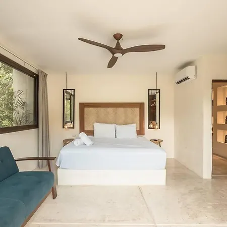 Casa De Flores - The In Villa *