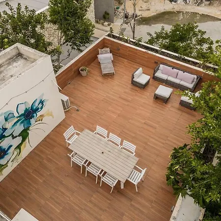 Casa De Flores - The In Villa