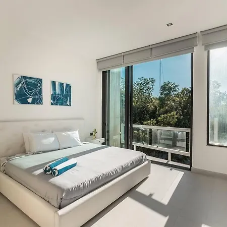 2 Bedroom 2 Badroom Great Location Apartment *