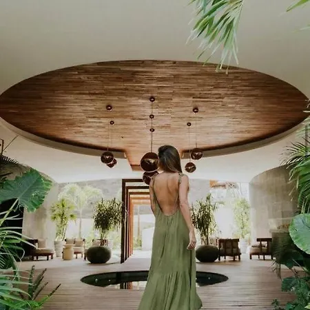 Jungle Retreat Apartment *