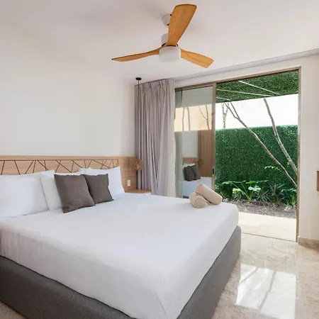 Luxury Apt/aldea Zama/pool View 50mbps Internet Tulum