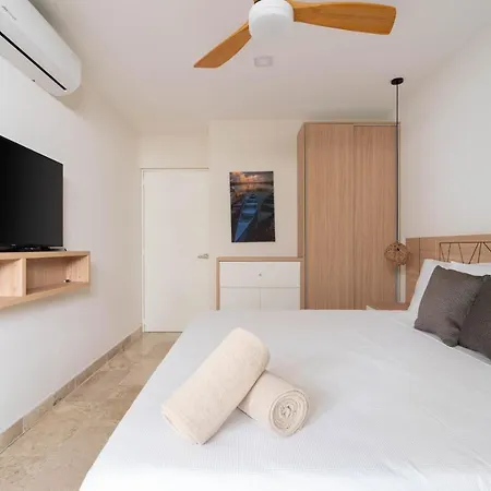 Apartment Luxury Apt/aldea Zama/pool View 50mbps Internet