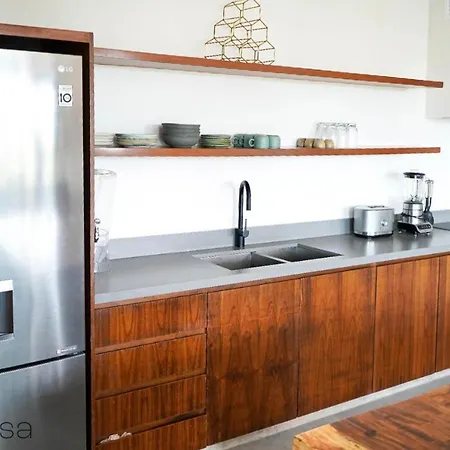 Spacious And Comfortable Apt. With Pool In Apartment