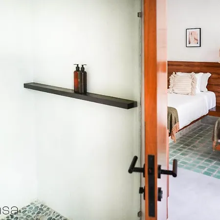 Apartment Spacious And Comfortable Apt. With Pool In