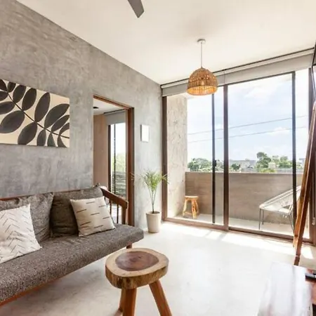 Saadhu Apartment