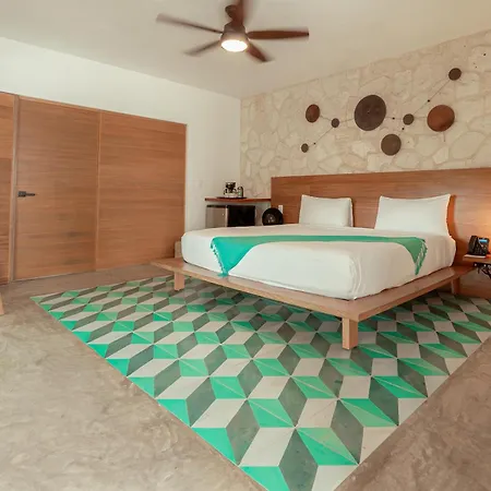 Prana Boutique 4*