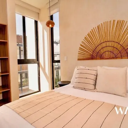 Apartment 2 Bedroom Spacious Great Located Top Amenities *