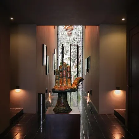 Art House Gym-pool-rest