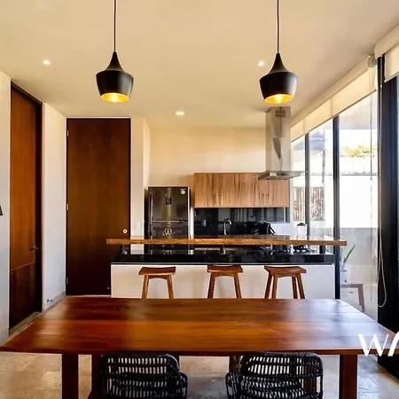2 Bedroom Spacious Great Located Top Amenities Apartment