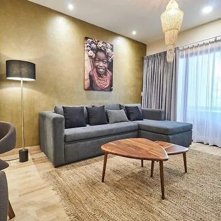 2 Bedroom Spacious Great Located Top Lx Amenities Apartment *