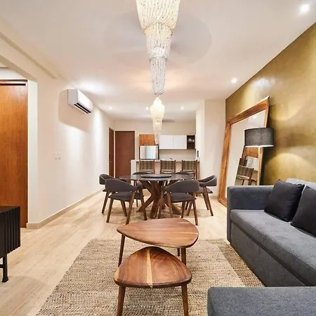 2 Bedroom Spacious Great Located Top Lx Amenities *