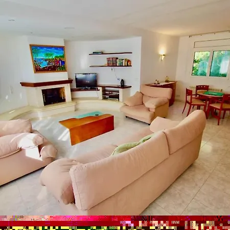 Erena Apartment