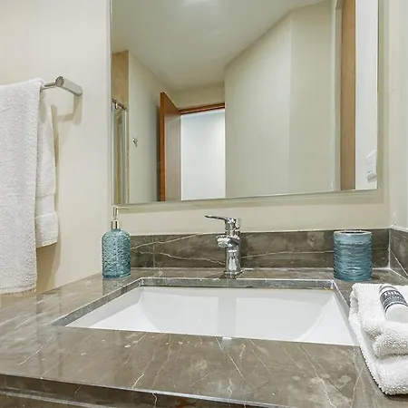 Pretty And Relax 1br With Wonderful Amenities Apartment