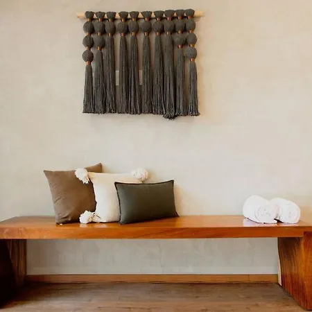 Villa Casa Xhara, Cozy Jungle 3 Bedroom Pool And Grill