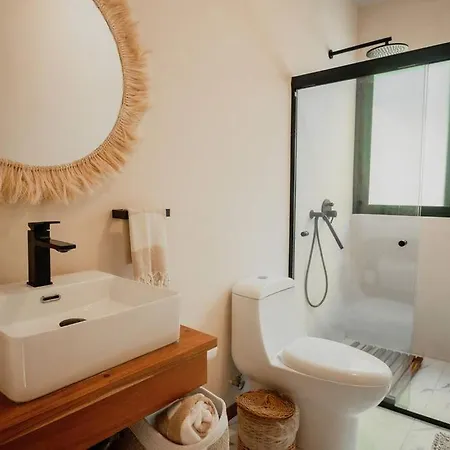 Casa Xhara, Cozy Jungle 3 Bedroom Pool And Grill *
