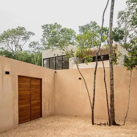 Casa Xhara, Cozy Jungle 3 Bedroom Pool And Grill Villa *
