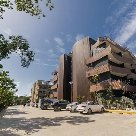 Studio/hotel Zone/infinity Pool/amira-203b By Sandy Powerpul Apartment *