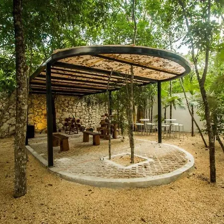 Super Spacious 1br In Trendy La Veleta With Rooftop Pool And Jungle Gym * Tulum