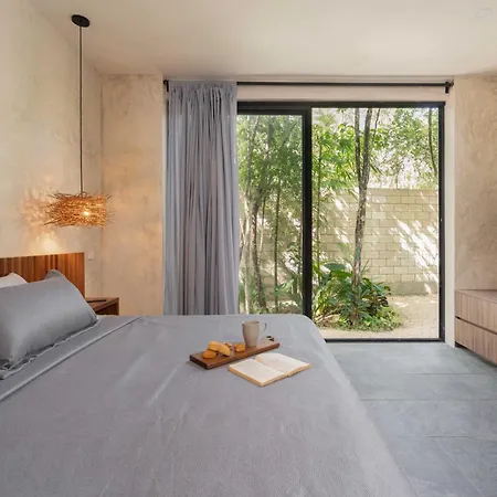 Twelve O'clock - Luxury Villa Tulum