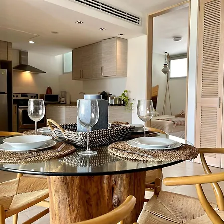 2br Spacious Apt In With Pool By Solmar Apartment