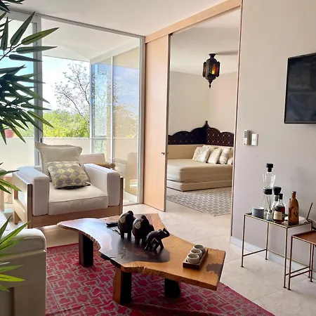 Apartment 2br Spacious Apt In With Pool By Solmar