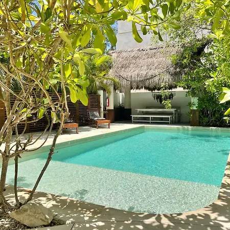 Apartment 2br Spacious Apt In With Pool By Solmar *