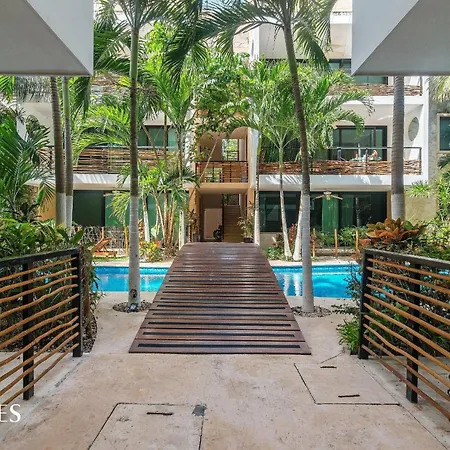 2 Hab. | Vista A La Piscina | Espacioso Y Luminoso