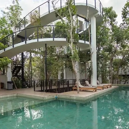 Stunning 4br - Rooftop Pool, 5 Mins To Villa