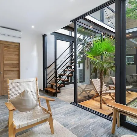 Villa Stunning 4br - Rooftop Pool, 5 Mins To *