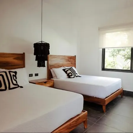 Paradise Veleta 4br Private Pool & Jacuzzi Villa Tulum
