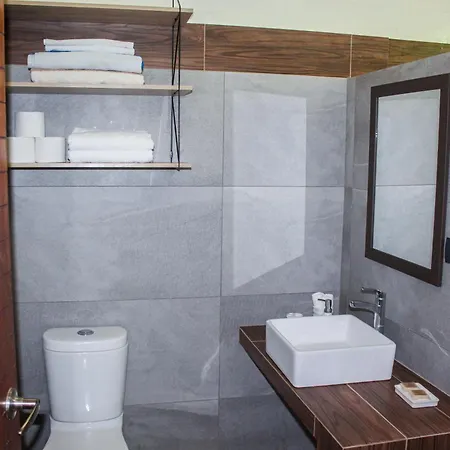 Holiday home Espaciosa Casa: 4 Suites, Jardin, Palapa Y Alberca *