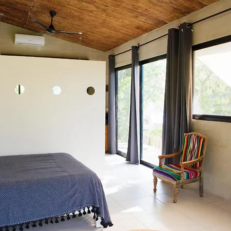 Holiday home Espaciosa Casa: 4 Suites, Jardin, Palapa Y Alberca *