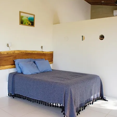Espaciosa Casa: 4 Suites, Jardin, Palapa Y Alberca