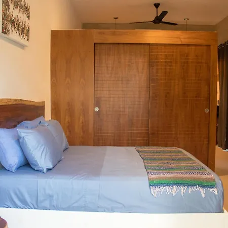 Espaciosa Casa: 4 Suites, Jardin, Palapa Y Alberca * Tulum