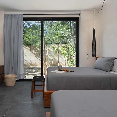 Twelve O'clock - Luxury Villa *