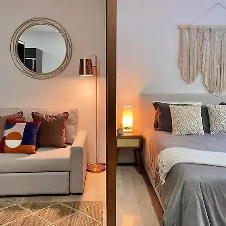 Apartment Comfy 2 Pools, Gym, Great Location