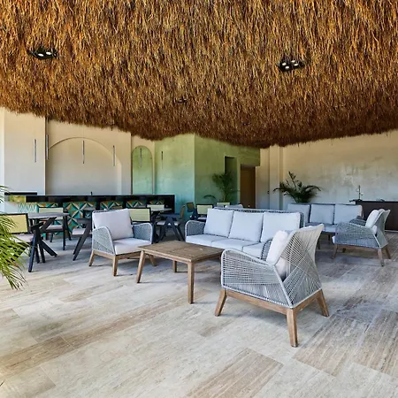Flawless In With Balcony Pool & Gym Apartment Tulum