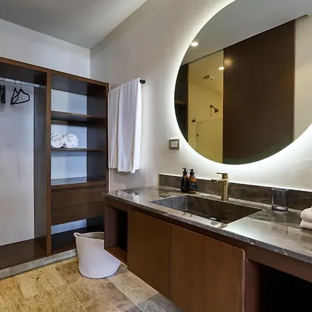 Flawless In With Balcony Pool & Gym * Tulum