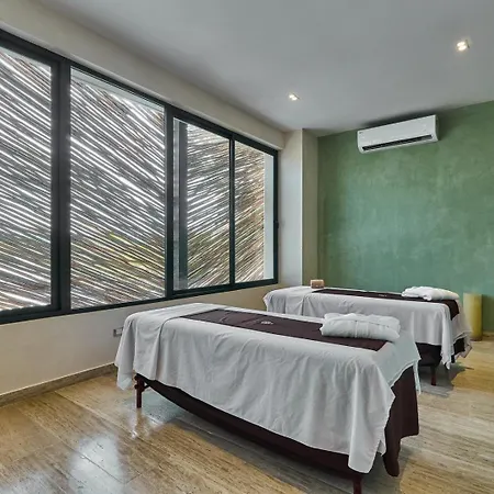 Flawless In With Balcony Pool & Gym Apartment Tulum