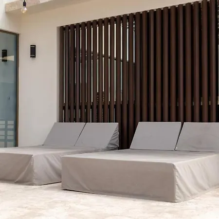 Gaia Luxurious, Comfortable And Well Located Ac Wi-fi Apartment *