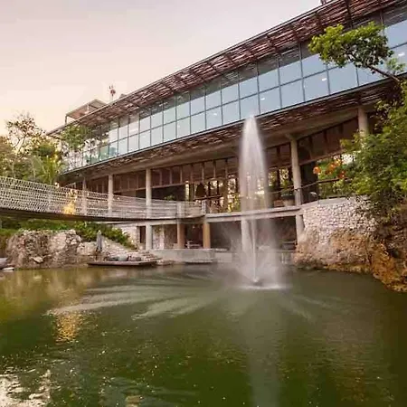 Vibrant With Cenote Apartment Tulum