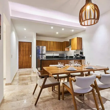 Chic In With Private Balcony Pool Shared Lounge Area & Gym * Tulum