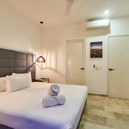 Chic In With Private Balcony Pool Shared Lounge Area & Gym Tulum