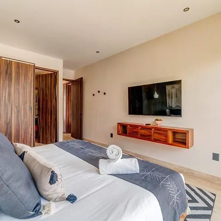 Apartment New Palais With Private Balcony And Common Roof Pool Tulum