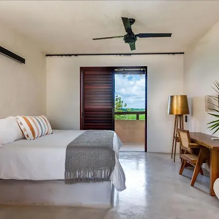 106 With 5 Bedrooms In Tulum, Mexico Holiday home *