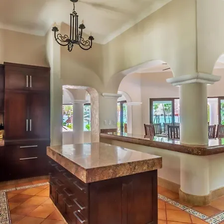 101 With 9 Bedrooms In Tulum, Mexico Holiday home *