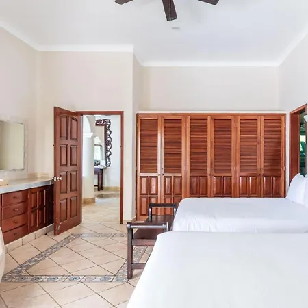 101 With 9 Bedrooms In Tulum, Mexico Holiday home