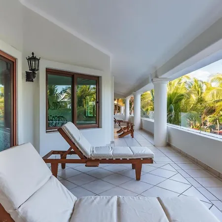 101 With 9 Bedrooms In Tulum, Mexico Holiday home *